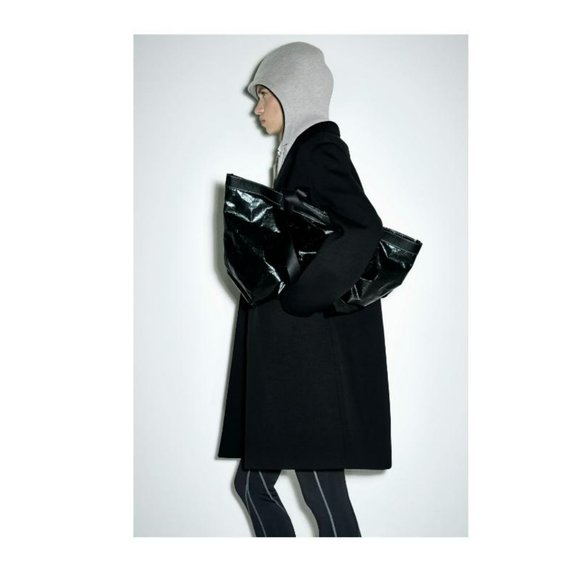 ZARA CONTRASTING COAT WITH REMOVABLE HOOD - Picture 2 of 6